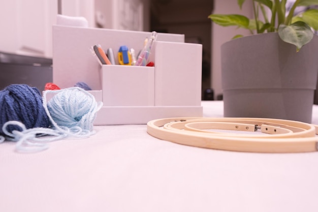 Pachete de broderie prezentate